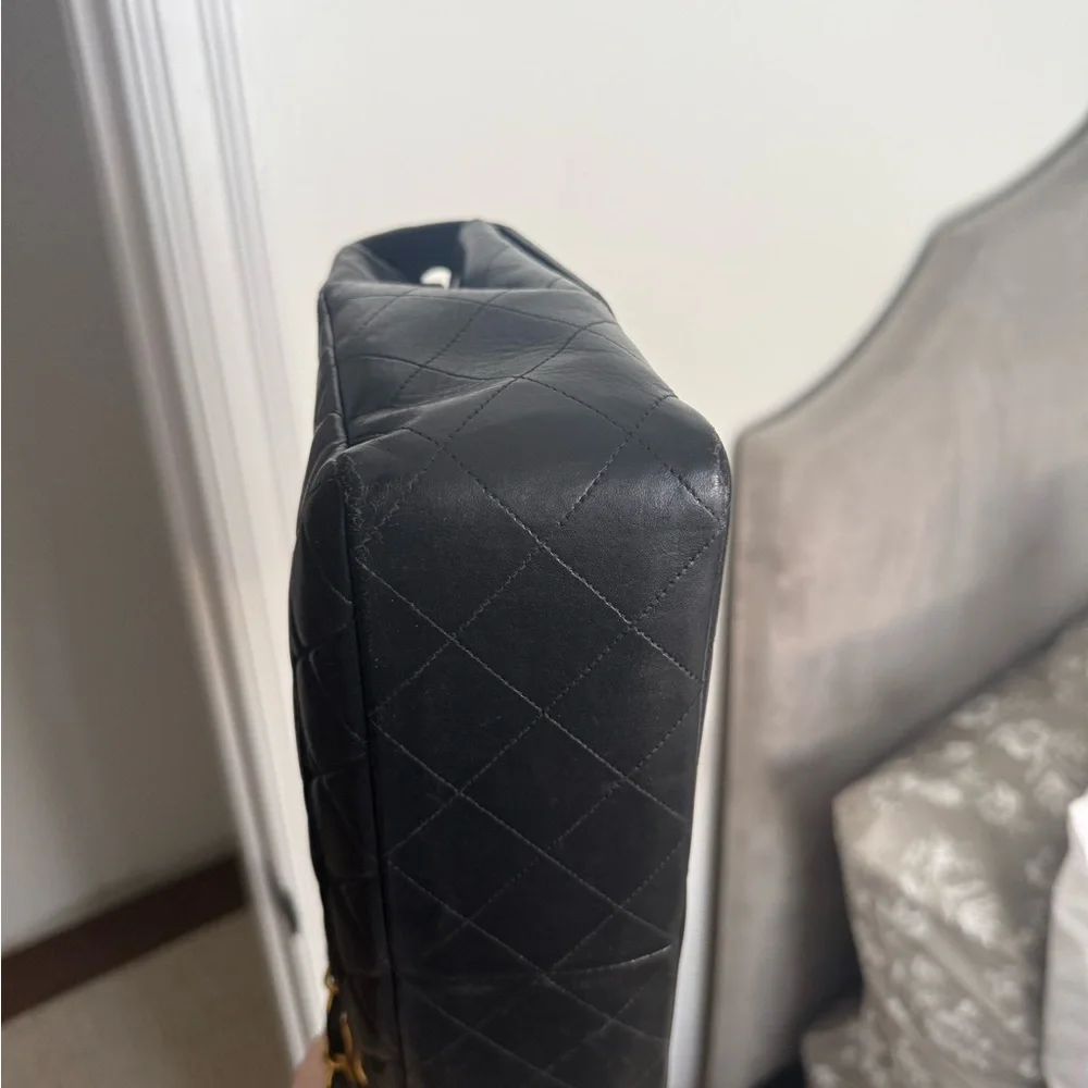Vintage Chanel Jumbo Single Flap - Picture 5 of 9